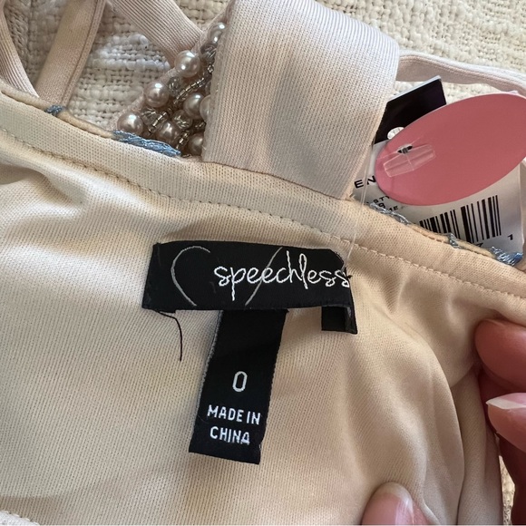 NWT Speechless Blue & Tan Halter Prom Dress Size 0 - Picture 13 of 13